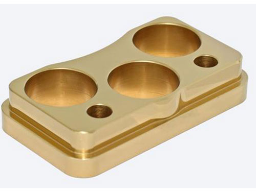 ����̎��